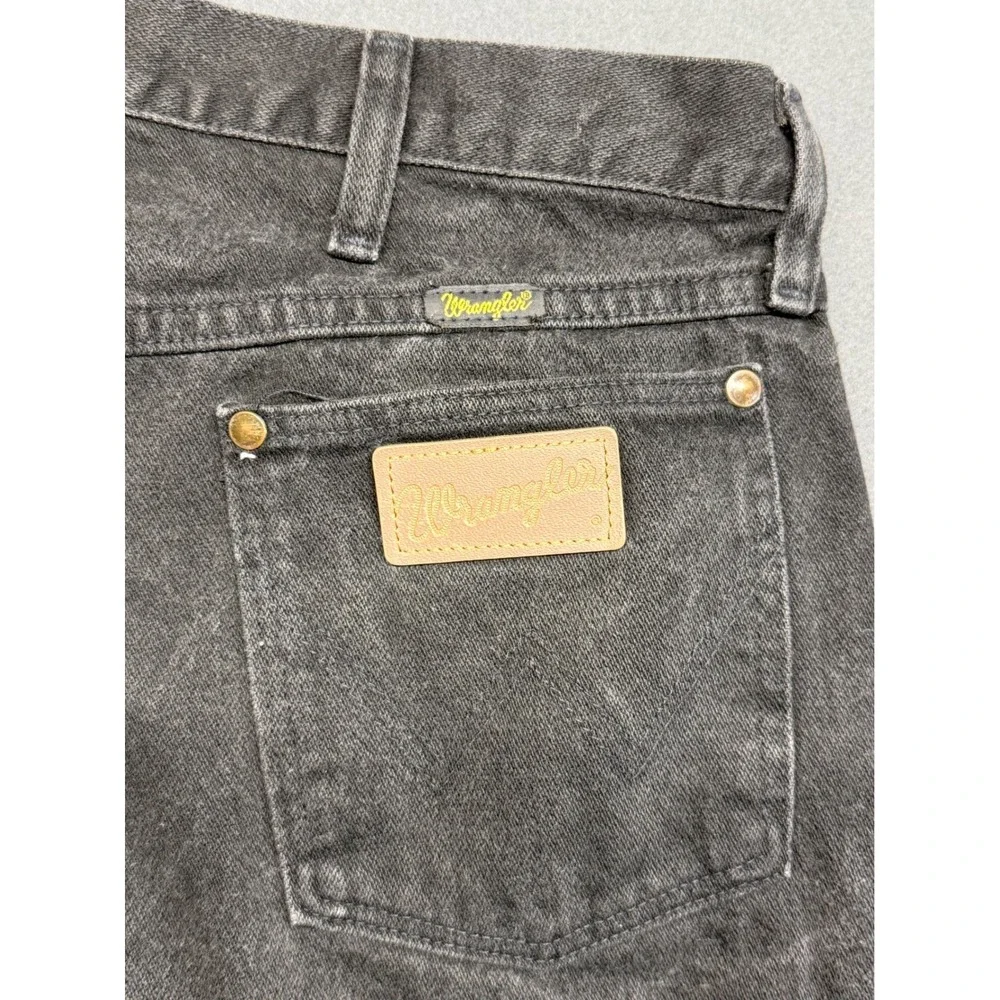 Wrangler Black Wash Denim Jeans Men's‎ 34 Classic Fit Straight Leg Pants